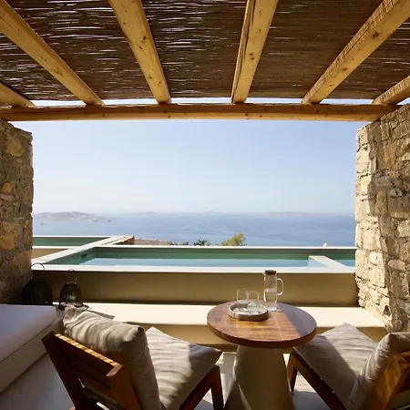 Collini Mykonos